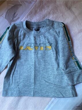 Levi's Gray Long Sleeve Logo Tee with Yellow and Green Accents